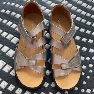 Revere women’s Sandals
